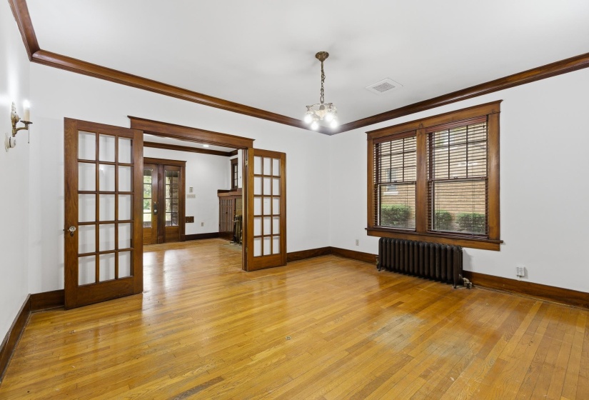 1830 FOREST AVE, Memphis, Tennessee 38112, 3 Bedrooms Bedrooms, 7 Rooms Rooms,2 BathroomsBathrooms,Residential,For Sale,FOREST,10223574