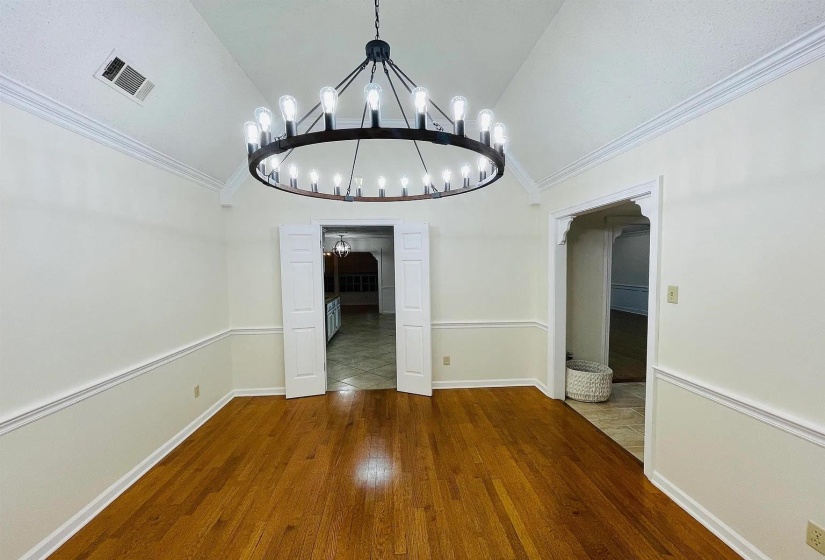 1947 MT BADON LN, Memphis, Tennessee 38016, 5 Bedrooms Bedrooms, 9 Rooms Rooms,3 BathroomsBathrooms,Rental Properties,For Sale,MT BADON,10223599