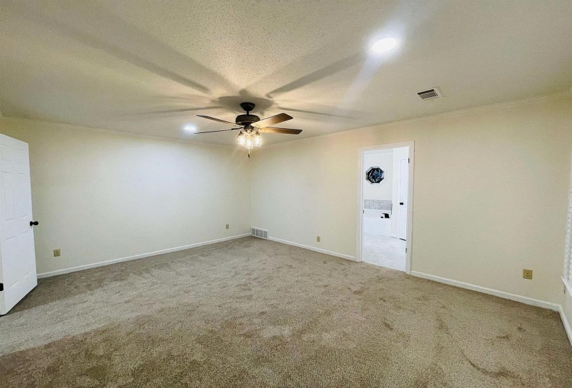 1947 MT BADON LN, Memphis, Tennessee 38016, 5 Bedrooms Bedrooms, 9 Rooms Rooms,3 BathroomsBathrooms,Rental Properties,For Sale,MT BADON,10223599