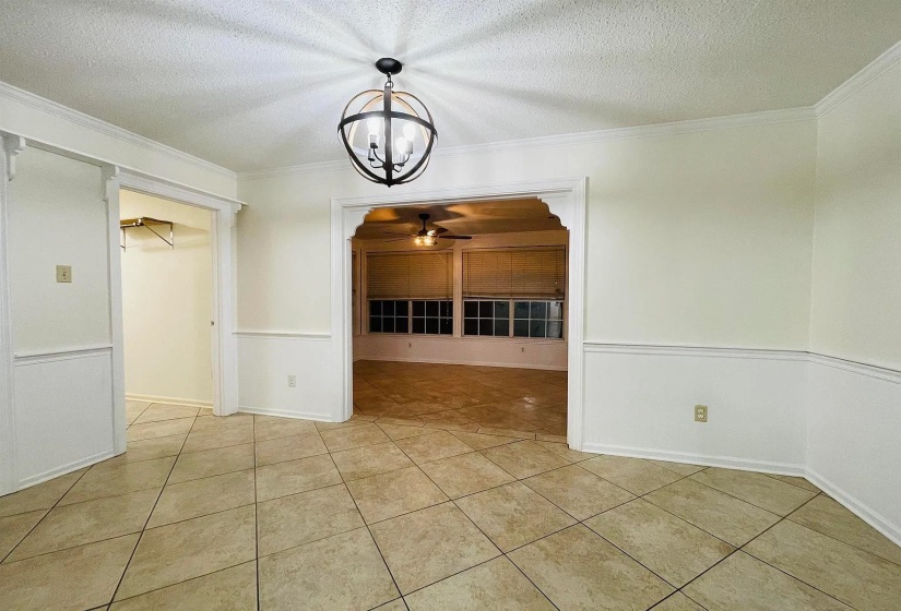 1947 MT BADON LN, Memphis, Tennessee 38016, 5 Bedrooms Bedrooms, 9 Rooms Rooms,3 BathroomsBathrooms,Rental Properties,For Sale,MT BADON,10223599