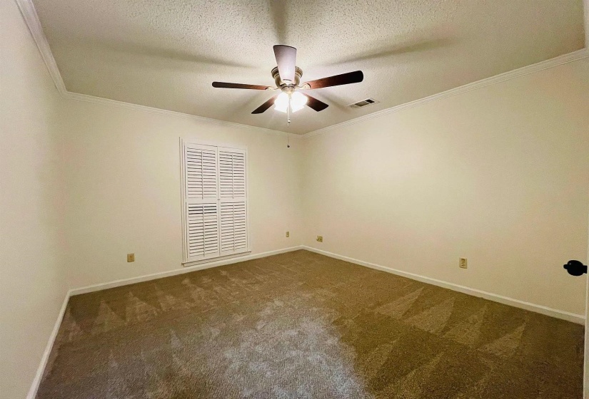 1947 MT BADON LN, Memphis, Tennessee 38016, 5 Bedrooms Bedrooms, 9 Rooms Rooms,3 BathroomsBathrooms,Rental Properties,For Sale,MT BADON,10223599