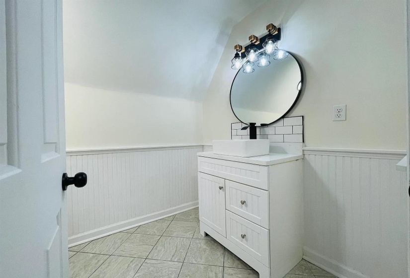 1947 MT BADON LN, Memphis, Tennessee 38016, 5 Bedrooms Bedrooms, 9 Rooms Rooms,3 BathroomsBathrooms,Rental Properties,For Sale,MT BADON,10223599