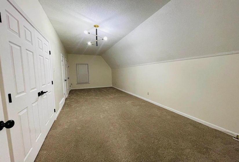 1947 MT BADON LN, Memphis, Tennessee 38016, 5 Bedrooms Bedrooms, 9 Rooms Rooms,3 BathroomsBathrooms,Rental Properties,For Sale,MT BADON,10223599