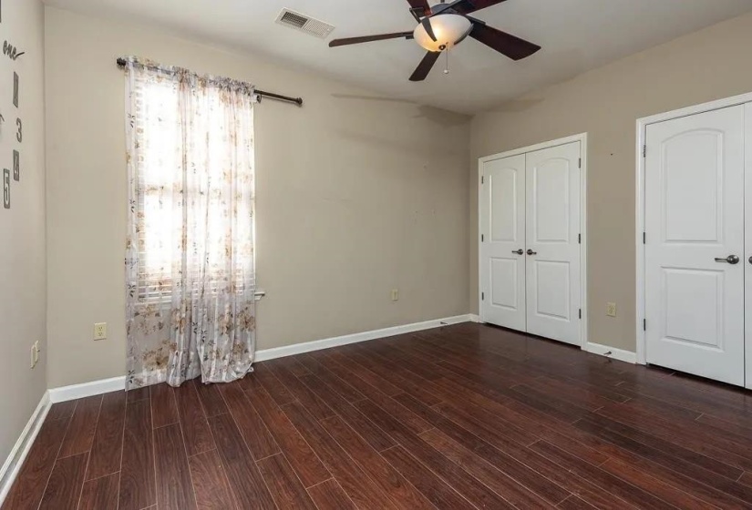 721 LITTY CT, Memphis, Tennessee 38103, 1 Bedroom Bedrooms, 4 Rooms Rooms,1.1 BathroomsBathrooms,Rental Properties,For Sale,LITTY,10223614