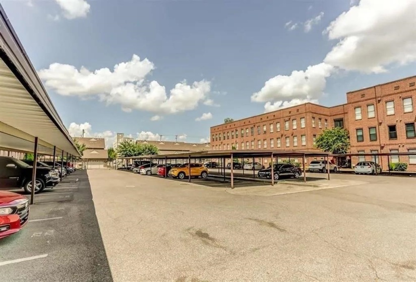 721 LITTY CT, Memphis, Tennessee 38103, 1 Bedroom Bedrooms, 4 Rooms Rooms,1.1 BathroomsBathrooms,Rental Properties,For Sale,LITTY,10223614