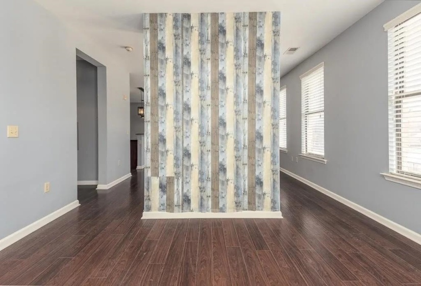 721 LITTY CT, Memphis, Tennessee 38103, 1 Bedroom Bedrooms, 4 Rooms Rooms,1.1 BathroomsBathrooms,Rental Properties,For Sale,LITTY,10223614