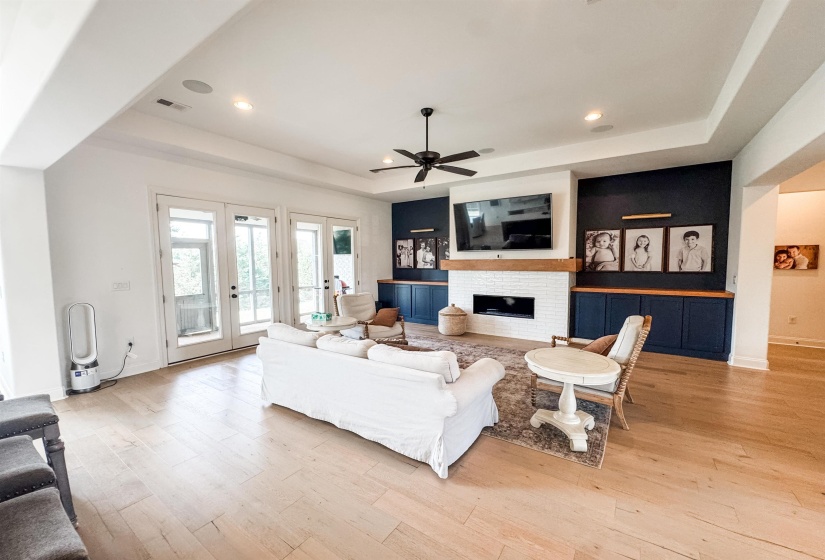621 COVINGTON WALK LN, Collierville, Tennessee 38017, 5 Bedrooms Bedrooms, 9 Rooms Rooms,3.1 BathroomsBathrooms,Rental Properties,For Sale,COVINGTON WALK,10223623