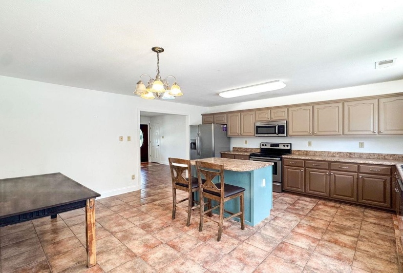 82 WILKINSVILLE RD, Drummonds, Tennessee 38023, 4 Bedroom Bedrooms, 8 Room Rooms,2 BathroomBathrooms,Rental Properties,For Sale,WILKINSVILLE,0,10223636