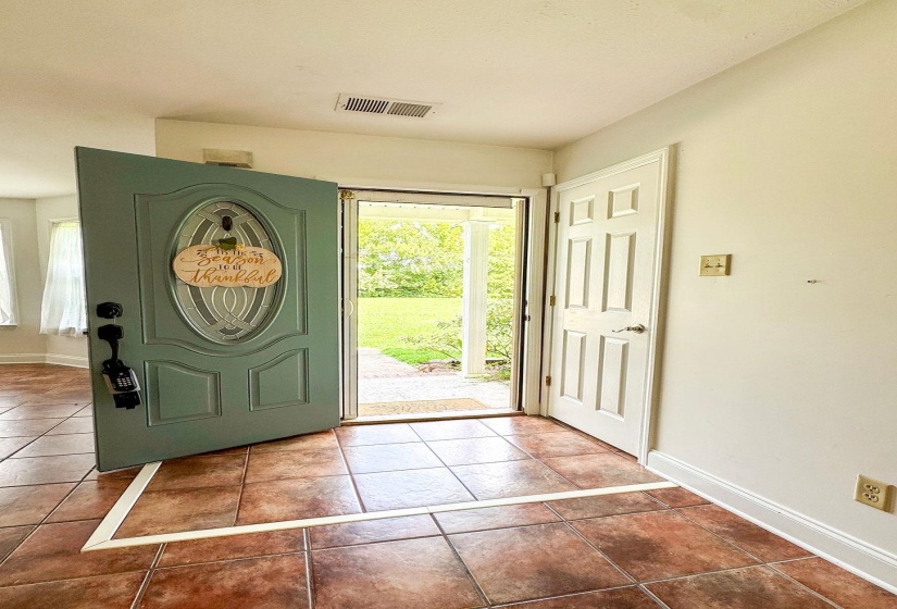 82 WILKINSVILLE RD, Drummonds, Tennessee 38023, 4 Bedroom Bedrooms, 8 Room Rooms,2 BathroomBathrooms,Rental Properties,For Sale,WILKINSVILLE,0,10223636