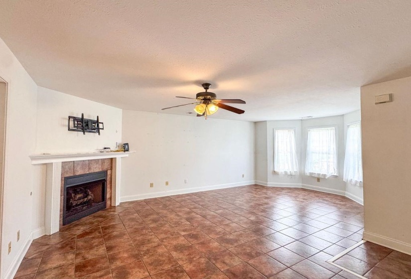 82 WILKINSVILLE RD, Drummonds, Tennessee 38023, 4 Bedroom Bedrooms, 8 Room Rooms,2 BathroomBathrooms,Rental Properties,For Sale,WILKINSVILLE,0,10223636