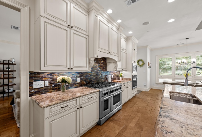 1176 BRAYRIDGE CV, Collierville, Tennessee 38017, 5 Bedroom Bedrooms, 10 Room Rooms,4.1 BathroomBathrooms,Residential,For Sale,BRAYRIDGE,0,10223260