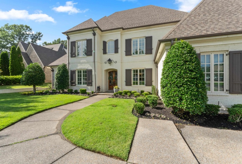 1176 BRAYRIDGE CV, Collierville, Tennessee 38017, 5 Bedroom Bedrooms, 10 Room Rooms,4.1 BathroomBathrooms,Residential,For Sale,BRAYRIDGE,0,10223260