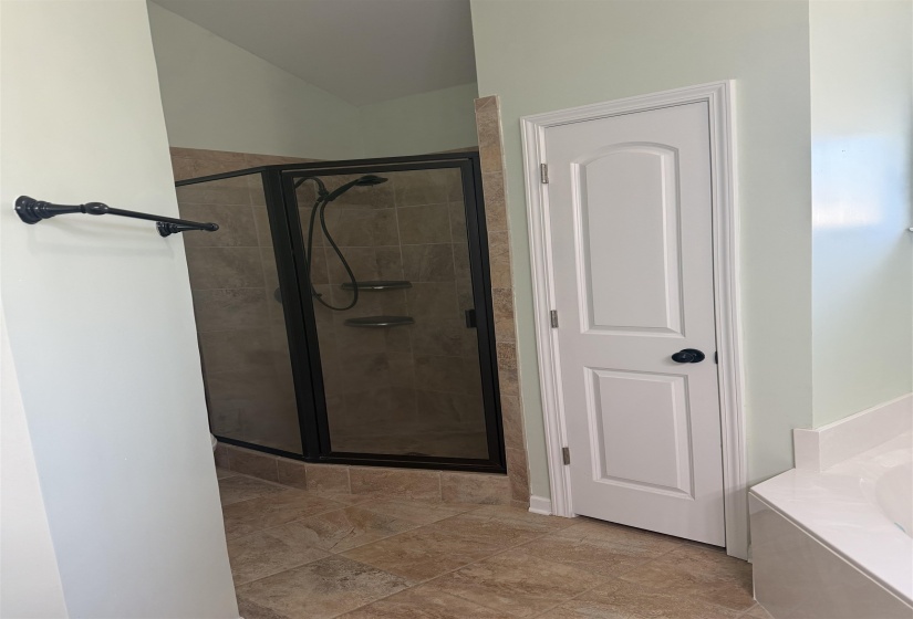 2241 PURPLE LEAF LANE LN, Cordova, Tennessee 38016, 3 Bedrooms Bedrooms, 7 Rooms Rooms,2 BathroomsBathrooms,Residential,For Sale,PURPLE LEAF LANE,10223575