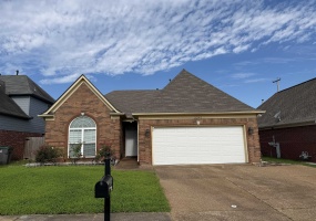 2241 PURPLE LEAF LANE LN, Cordova, Tennessee 38016, 3 Bedrooms Bedrooms, 7 Rooms Rooms,2 BathroomsBathrooms,Residential,For Sale,PURPLE LEAF LANE,10223575