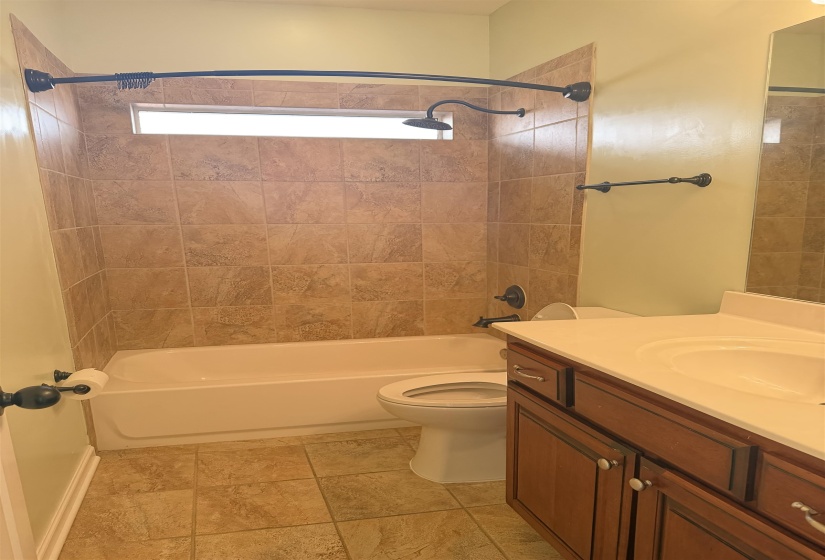 2241 PURPLE LEAF LANE LN, Cordova, Tennessee 38016, 3 Bedrooms Bedrooms, 7 Rooms Rooms,2 BathroomsBathrooms,Residential,For Sale,PURPLE LEAF LANE,10223575