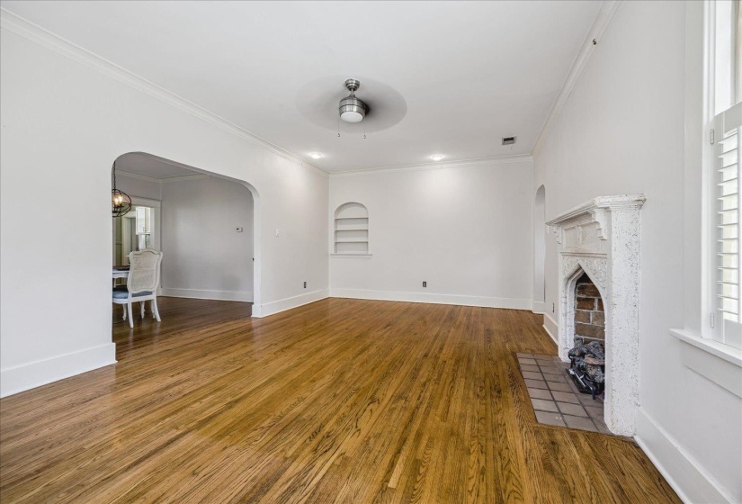 2126 UNIVERSITY CIR, Memphis, Tennessee 38112, 2 Bedrooms Bedrooms, 5 Rooms Rooms,1 BathroomBathrooms,Residential,For Sale,UNIVERSITY,10223576