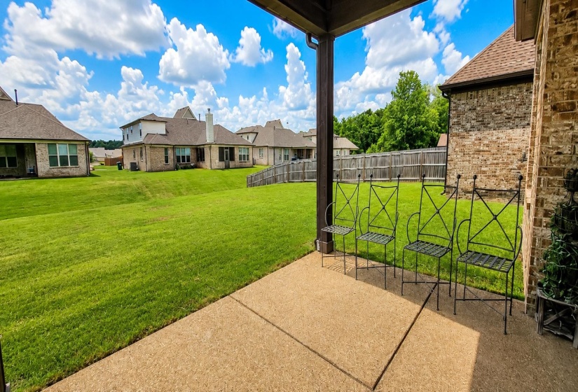 345 RIVERDALE DR, Oakland, Tennessee 38060, 4 Bedrooms Bedrooms, 8 Rooms Rooms,3 BathroomsBathrooms,Residential,For Sale,RIVERDALE,10223581