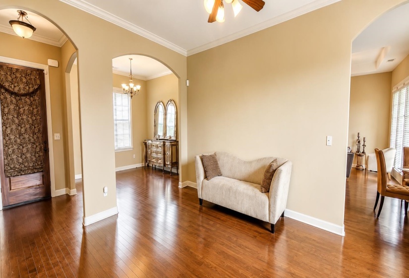 345 RIVERDALE DR, Oakland, Tennessee 38060, 4 Bedrooms Bedrooms, 8 Rooms Rooms,3 BathroomsBathrooms,Residential,For Sale,RIVERDALE,10223581