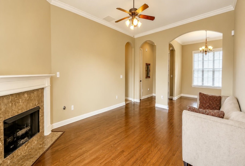 345 RIVERDALE DR, Oakland, Tennessee 38060, 4 Bedrooms Bedrooms, 8 Rooms Rooms,3 BathroomsBathrooms,Residential,For Sale,RIVERDALE,10223581