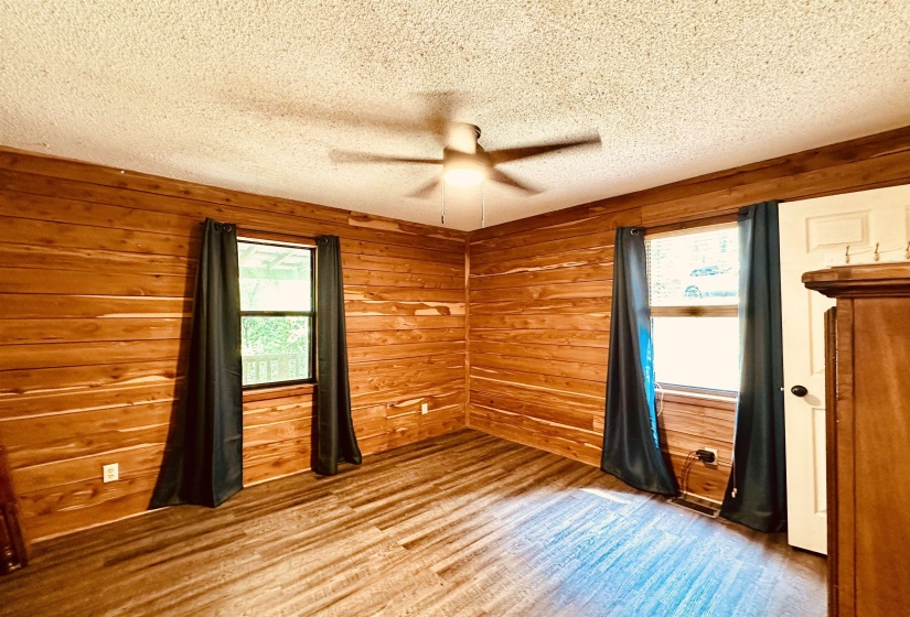 25 KERR LN, Savannah, Tennessee 38372, 3 Bedroom Bedrooms, 8 Room Rooms,2 BathroomBathrooms,Residential,For Sale,KERR,0,10223584