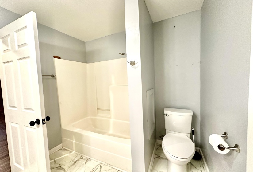 25 KERR LN, Savannah, Tennessee 38372, 3 Bedroom Bedrooms, 8 Room Rooms,2 BathroomBathrooms,Residential,For Sale,KERR,0,10223584