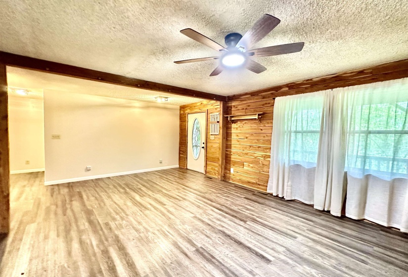 25 KERR LN, Savannah, Tennessee 38372, 3 Bedroom Bedrooms, 8 Room Rooms,2 BathroomBathrooms,Residential,For Sale,KERR,0,10223584