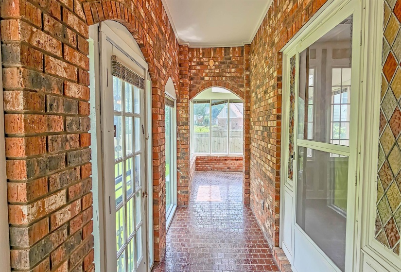 8451 OLD ELM CV, Germantown, Tennessee 38138, 4 Bedroom Bedrooms, 8 Room Rooms,2.1 BathroomBathrooms,Residential,For Sale,OLD ELM,0,10223585
