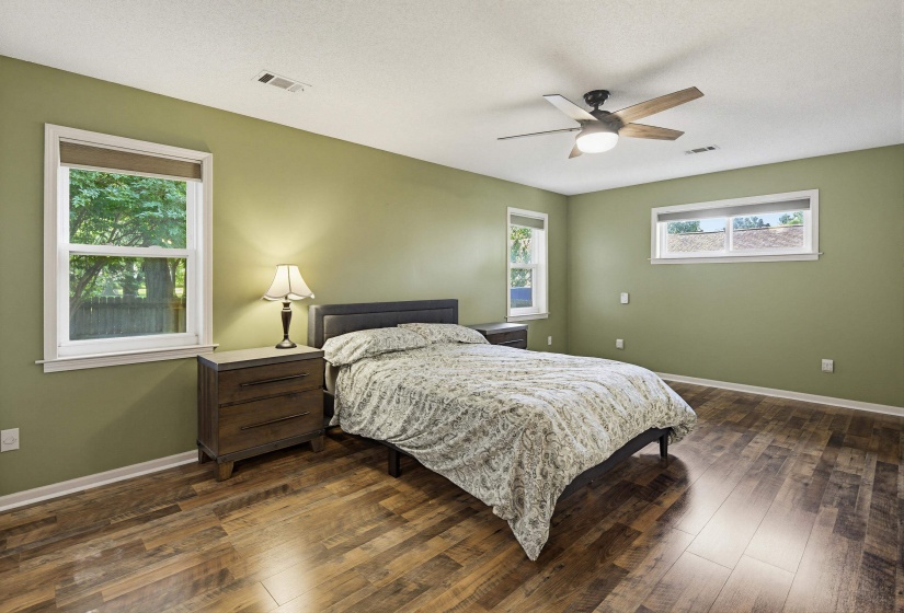 3102 NEWMARKET DR, Bartlett, Tennessee 38134, 3 Bedrooms Bedrooms, 6 Rooms Rooms,2.1 BathroomsBathrooms,Residential,For Sale,NEWMARKET,10223587