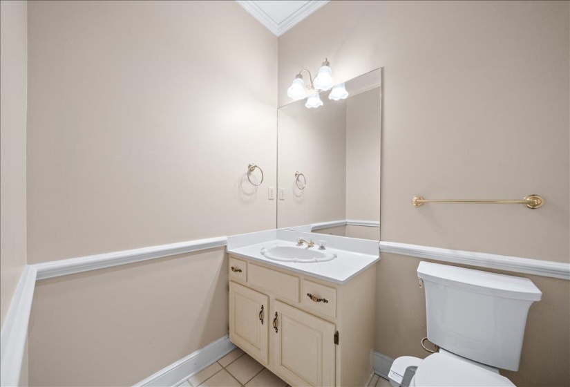 6619 RUE BEAUMONDE DR, Memphis, Tennessee 38120, 4 Bedrooms Bedrooms, 8 Rooms Rooms,2.1 BathroomsBathrooms,Residential,For Sale,RUE BEAUMONDE,10223588