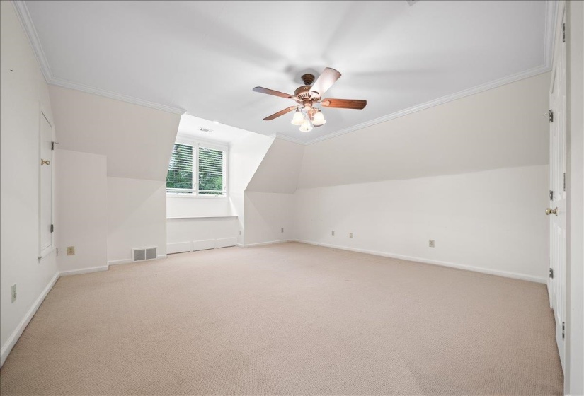 6619 RUE BEAUMONDE DR, Memphis, Tennessee 38120, 4 Bedrooms Bedrooms, 8 Rooms Rooms,2.1 BathroomsBathrooms,Residential,For Sale,RUE BEAUMONDE,10223588