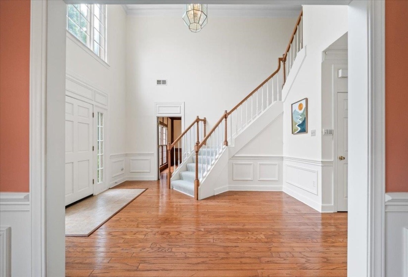 6619 RUE BEAUMONDE DR, Memphis, Tennessee 38120, 4 Bedrooms Bedrooms, 8 Rooms Rooms,2.1 BathroomsBathrooms,Residential,For Sale,RUE BEAUMONDE,10223588