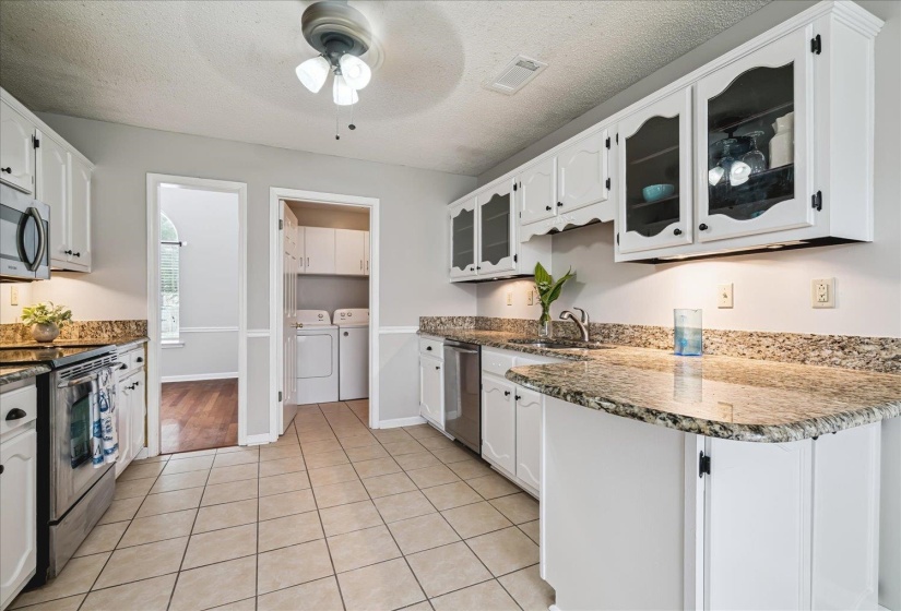 235 SUMMIT VIEW CV, Collierville, Tennessee 38017, 3 Bedrooms Bedrooms, 7 Rooms Rooms,2.1 BathroomsBathrooms,Residential,For Sale,SUMMIT VIEW,10223589
