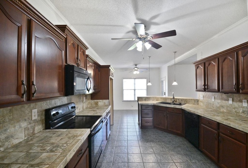 210 DUNCAN DR, Atoka, Tennessee 38004, 5 Bedrooms Bedrooms, 9 Rooms Rooms,3 BathroomsBathrooms,Residential,For Sale,DUNCAN,10223590