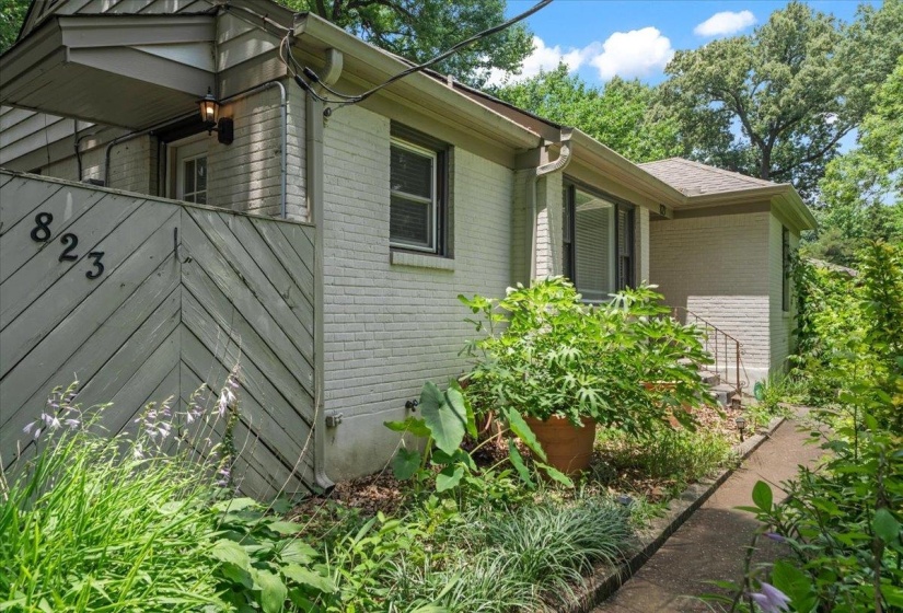 823 DILLWORTH ST, Memphis, Tennessee 38122, 3 Bedrooms Bedrooms, 6 Rooms Rooms,1 BathroomBathrooms,Residential,For Sale,DILLWORTH,10223593