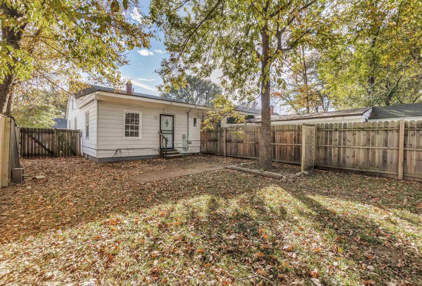 3844 WILSHIRE RD, Memphis, Tennessee 38111, 4 Bedrooms Bedrooms, 6 Rooms Rooms,2 BathroomsBathrooms,Residential,For Sale,WILSHIRE,10223595