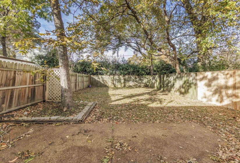 3844 WILSHIRE RD, Memphis, Tennessee 38111, 4 Bedrooms Bedrooms, 6 Rooms Rooms,2 BathroomsBathrooms,Residential,For Sale,WILSHIRE,10223595