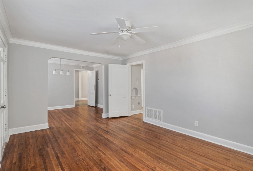 3753 FRIAR TUCK RD, Memphis, Tennessee 38111, 3 Bedrooms Bedrooms, 5 Rooms Rooms,1 BathroomBathrooms,Residential,For Sale,FRIAR TUCK,10223598