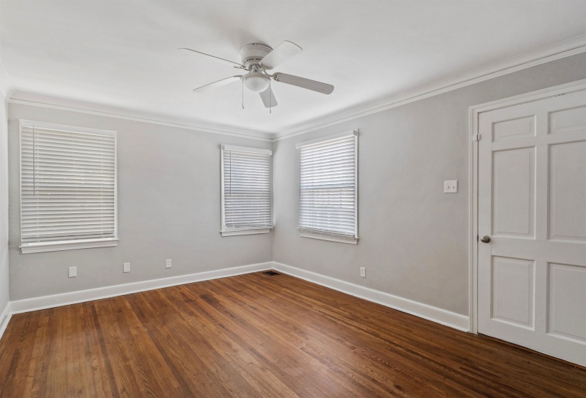 3753 FRIAR TUCK RD, Memphis, Tennessee 38111, 3 Bedrooms Bedrooms, 5 Rooms Rooms,1 BathroomBathrooms,Residential,For Sale,FRIAR TUCK,10223598