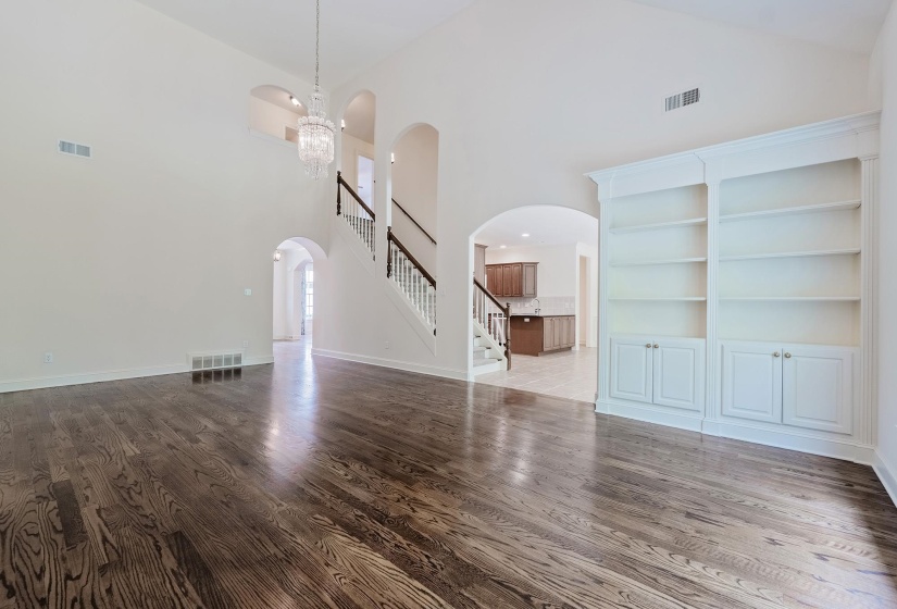 4437 COLTWOOD DR, Lakeland, Tennessee 38002, 4 Bedrooms Bedrooms, 11 Rooms Rooms,3 BathroomsBathrooms,Residential,For Sale,COLTWOOD,10223624