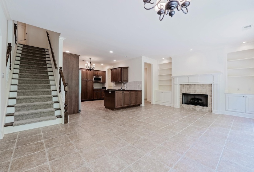 4437 COLTWOOD DR, Lakeland, Tennessee 38002, 4 Bedrooms Bedrooms, 11 Rooms Rooms,3 BathroomsBathrooms,Residential,For Sale,COLTWOOD,10223624