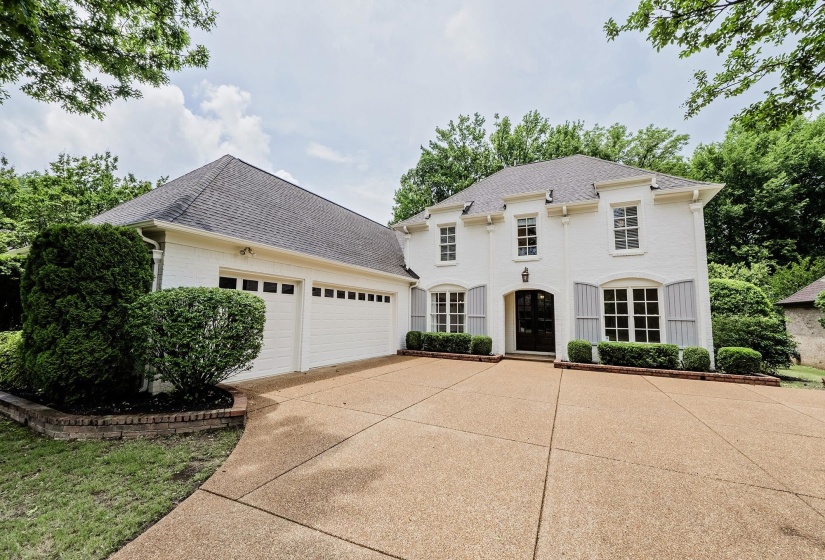 4437 COLTWOOD DR, Lakeland, Tennessee 38002, 4 Bedrooms Bedrooms, 11 Rooms Rooms,3 BathroomsBathrooms,Residential,For Sale,COLTWOOD,10223624