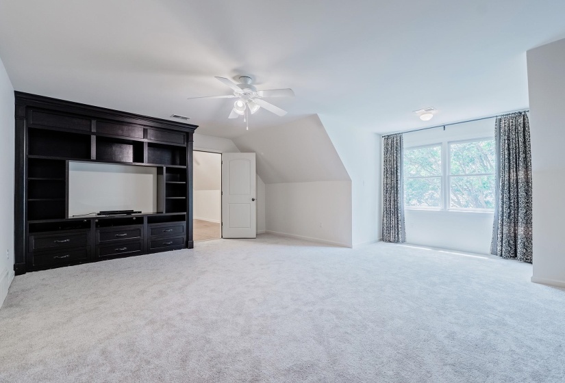 4437 COLTWOOD DR, Lakeland, Tennessee 38002, 4 Bedrooms Bedrooms, 11 Rooms Rooms,3 BathroomsBathrooms,Residential,For Sale,COLTWOOD,10223624