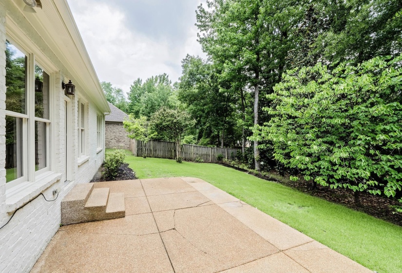 4437 COLTWOOD DR, Lakeland, Tennessee 38002, 4 Bedrooms Bedrooms, 11 Rooms Rooms,3 BathroomsBathrooms,Residential,For Sale,COLTWOOD,10223624