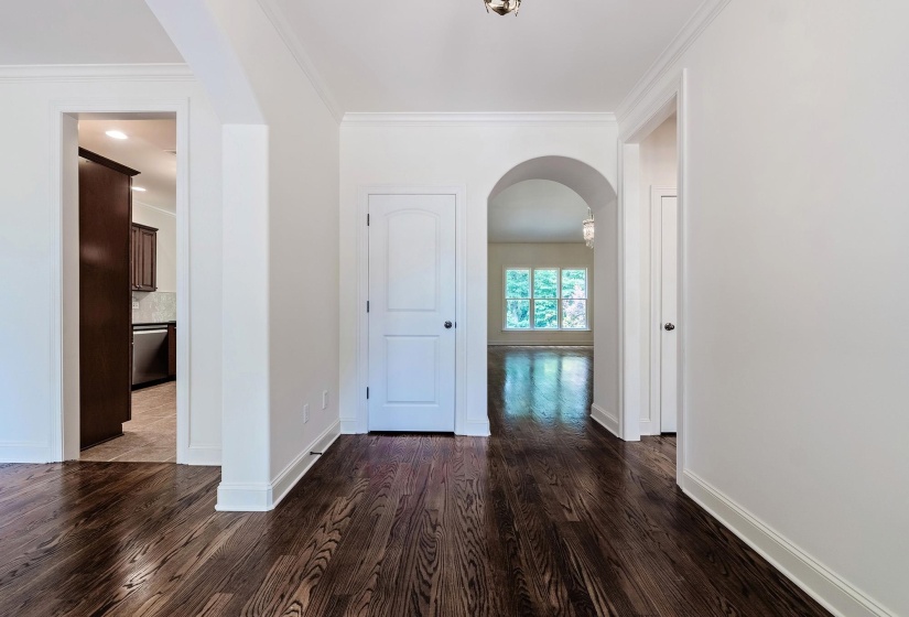 4437 COLTWOOD DR, Lakeland, Tennessee 38002, 4 Bedrooms Bedrooms, 11 Rooms Rooms,3 BathroomsBathrooms,Residential,For Sale,COLTWOOD,10223624