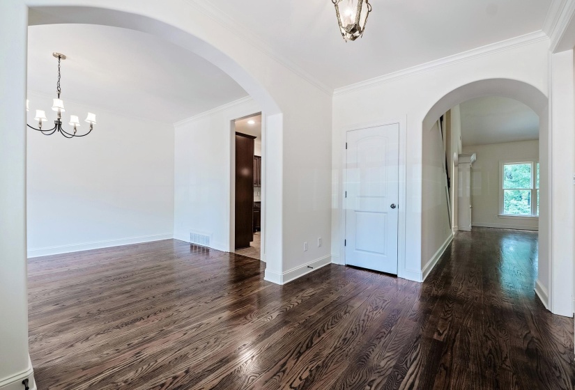 4437 COLTWOOD DR, Lakeland, Tennessee 38002, 4 Bedrooms Bedrooms, 11 Rooms Rooms,3 BathroomsBathrooms,Residential,For Sale,COLTWOOD,10223624