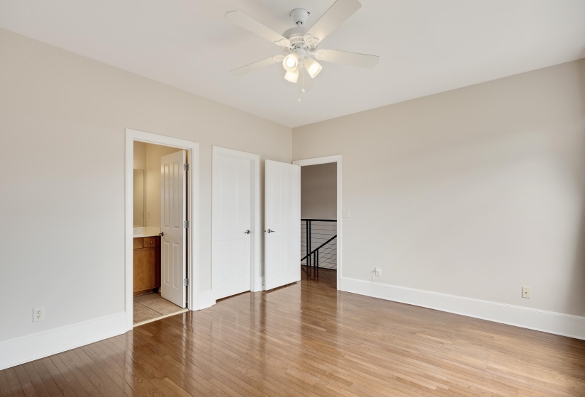 579 FRONT ST, Memphis, Tennessee 38103, 3 Bedrooms Bedrooms, 6 Rooms Rooms,3 BathroomsBathrooms,Residential,For Sale,FRONT,10223626