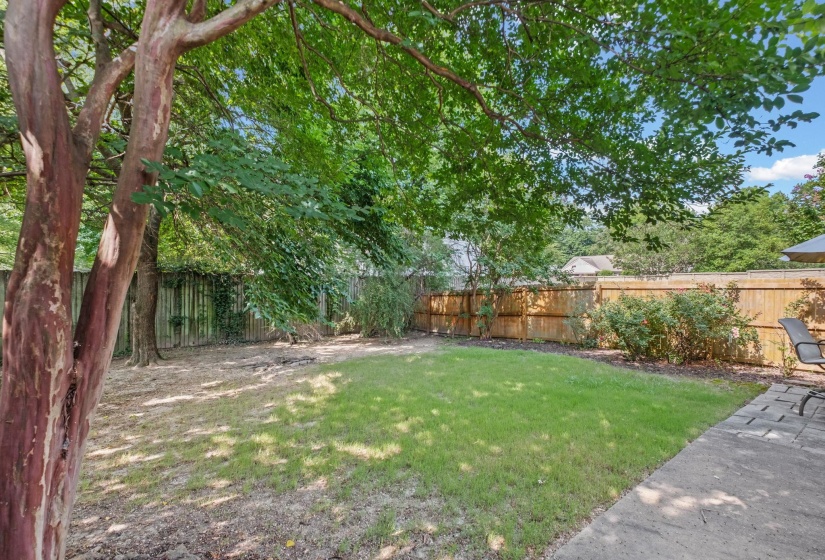 393 FOUNTAIN CREST DR, Memphis, Tennessee 38120, 3 Bedrooms Bedrooms, 7 Rooms Rooms,2 BathroomsBathrooms,Residential,For Sale,FOUNTAIN CREST,10223634