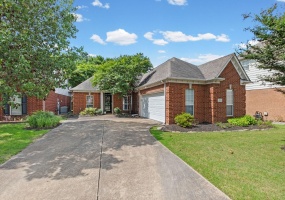 393 FOUNTAIN CREST DR, Memphis, Tennessee 38120, 3 Bedrooms Bedrooms, 7 Rooms Rooms,2 BathroomsBathrooms,Residential,For Sale,FOUNTAIN CREST,10223634 393 FOUNTAIN CREST DR, Memphis, Tennessee 38120, 3 Bedrooms Bedrooms, 7 Rooms Rooms,2 BathroomsBathrooms,Residential,For Sale,FOUNTAIN CREST,10223634