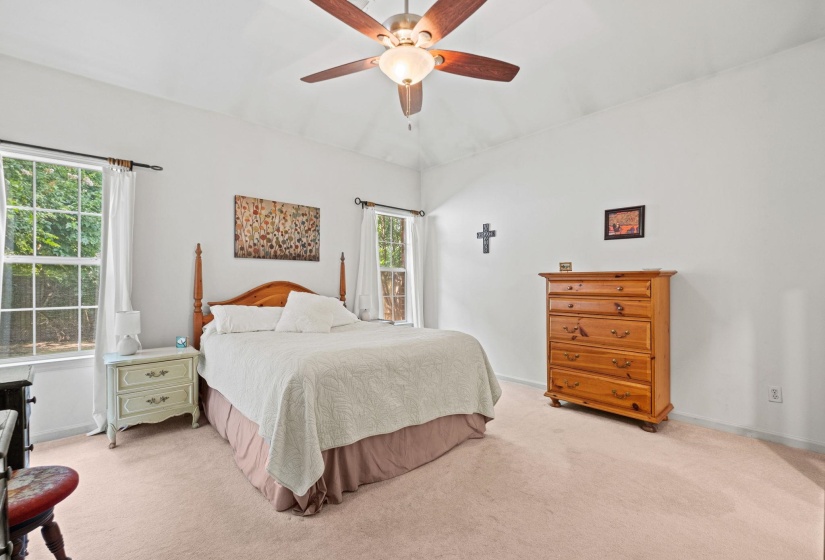 393 FOUNTAIN CREST DR, Memphis, Tennessee 38120, 3 Bedrooms Bedrooms, 7 Rooms Rooms,2 BathroomsBathrooms,Residential,For Sale,FOUNTAIN CREST,10223634
