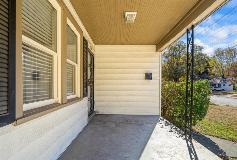 740 LOEB ST, Memphis, Tennessee 38111, 3 Bedrooms Bedrooms, 6 Rooms Rooms,1 BathroomBathrooms,Residential,For Sale,LOEB,10223647